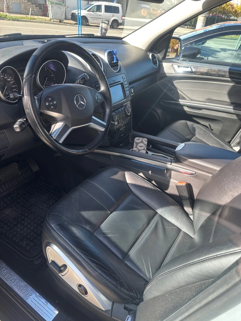 Mercedes-Benz ML 320 3.2cdi Premium, снимка 11 - Автомобили и джипове - 52269042