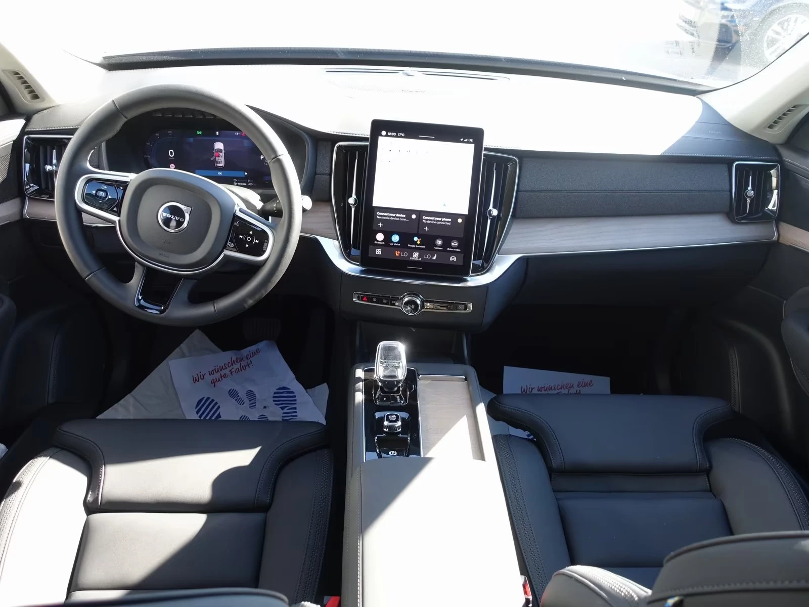 Volvo Xc90 Plus Dark T8 AWD 7seats, снимка 6 - Автомобили и джипове - 54455517