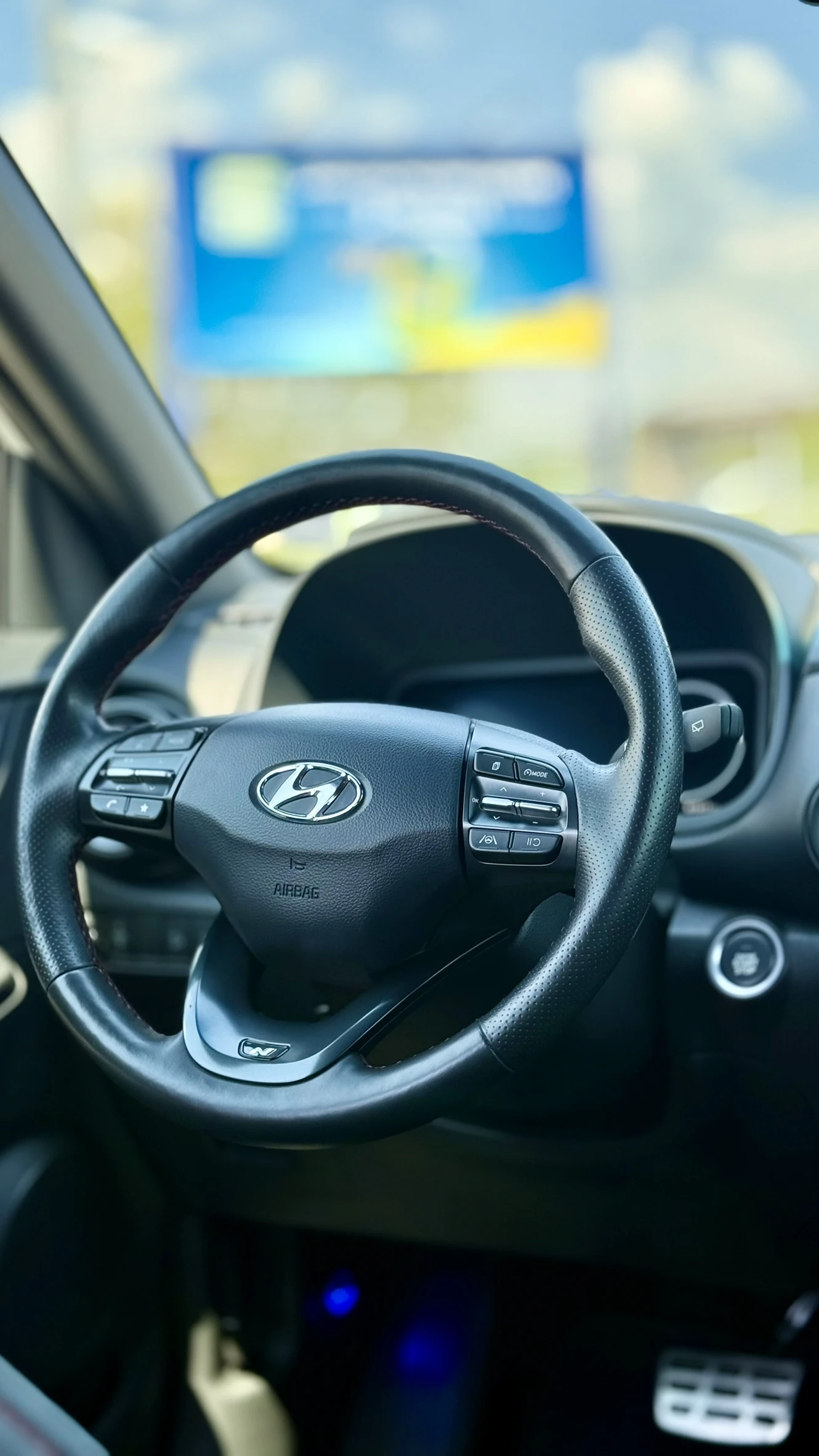 Hyundai Kona ГАРАНЦИОНЕН| Поръчков| 4x4| 1.6 T-GDi N-Line| MY23, снимка 14 - Автомобили и джипове - 54496675