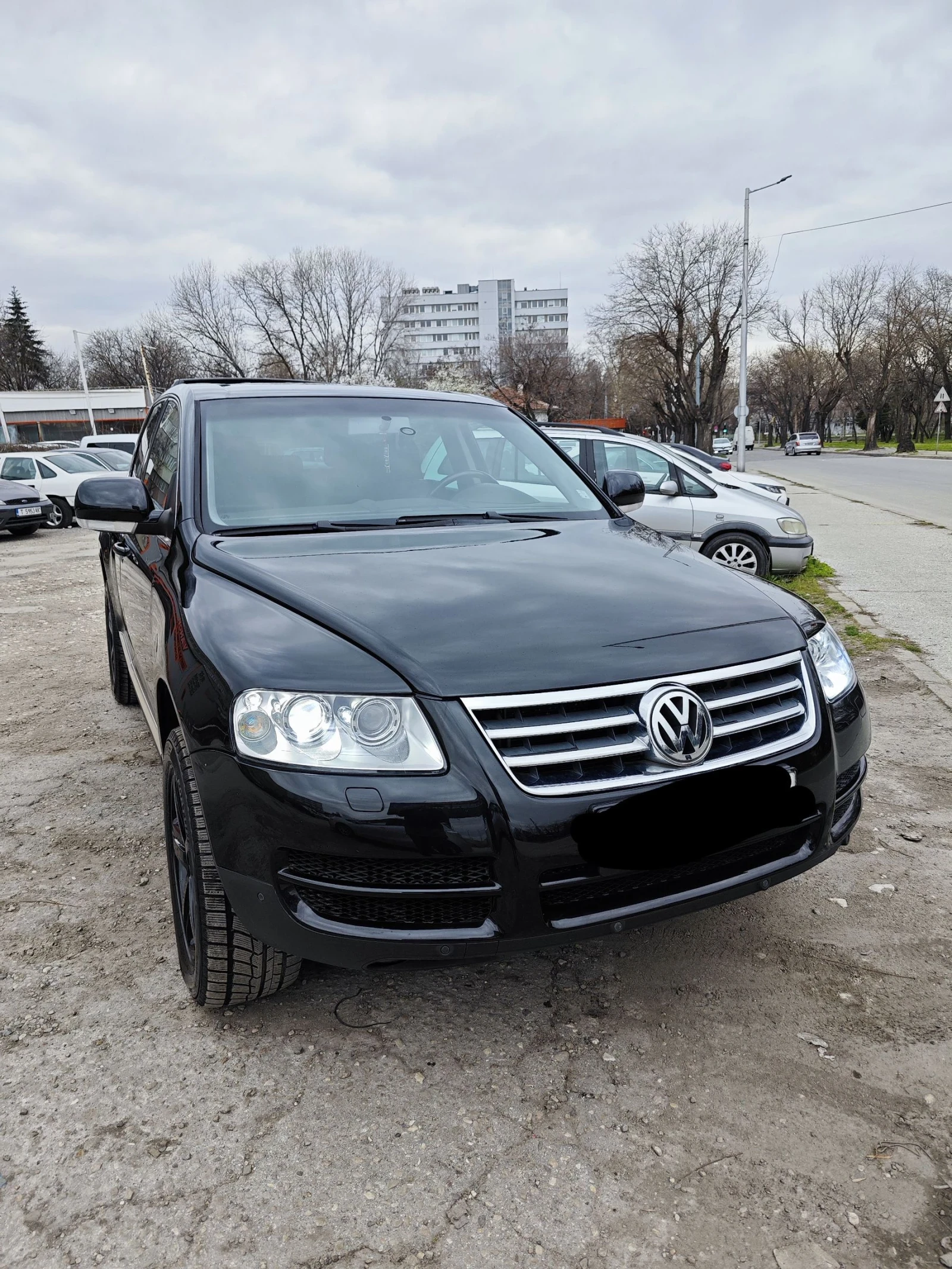 VW Touareg, снимка 11 - Автомобили и джипове - 54584499