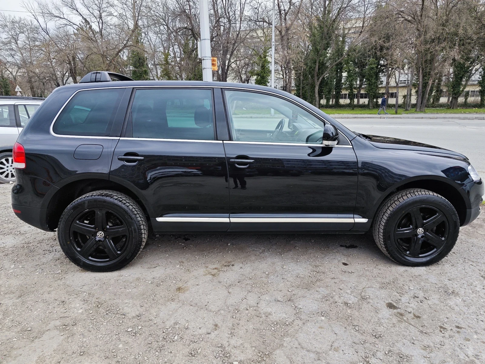 VW Touareg, снимка 10 - Автомобили и джипове - 54584499