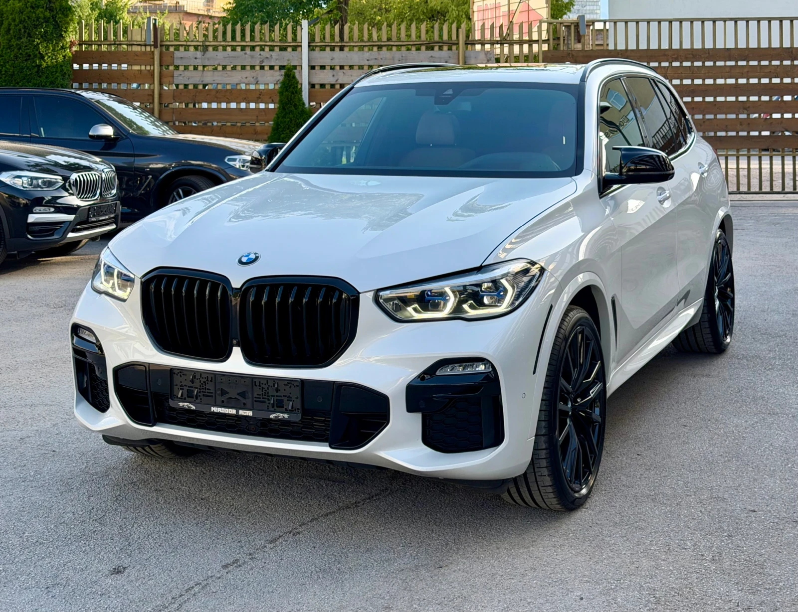 BMW X5 40i xDrive M-Pack, снимка 3 - Автомобили и джипове - 55424928