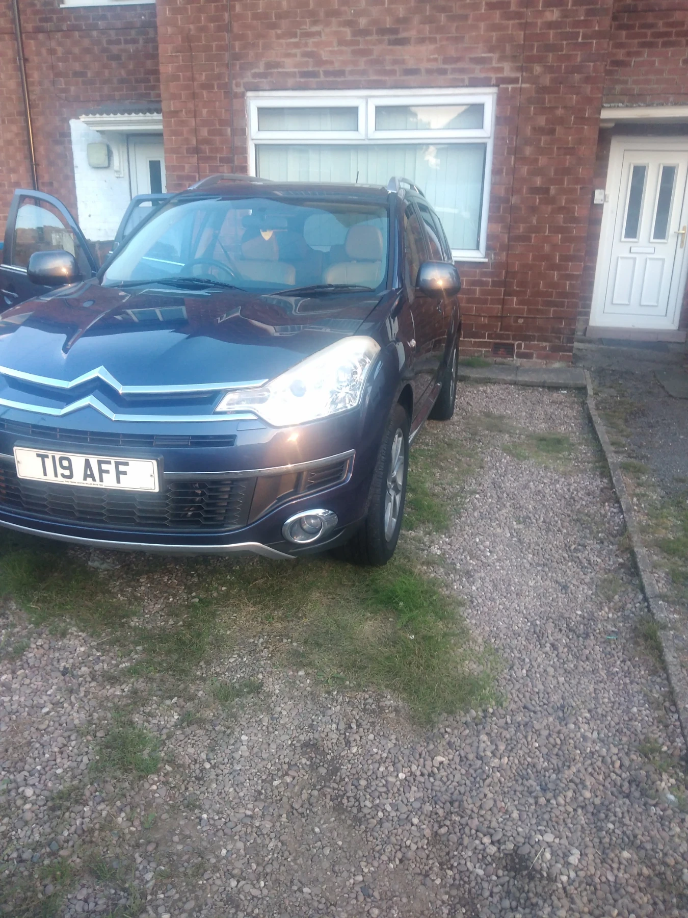 Citroen C-Crosser, снимка 13 - Автомобили и джипове - 55616588