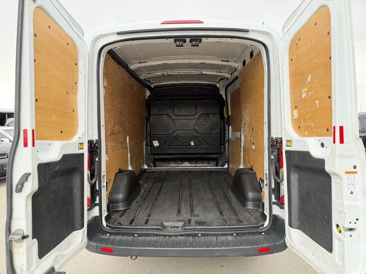 Ford Transit 2.0TDCI, снимка 16 - Бусове и автобуси - 54148292