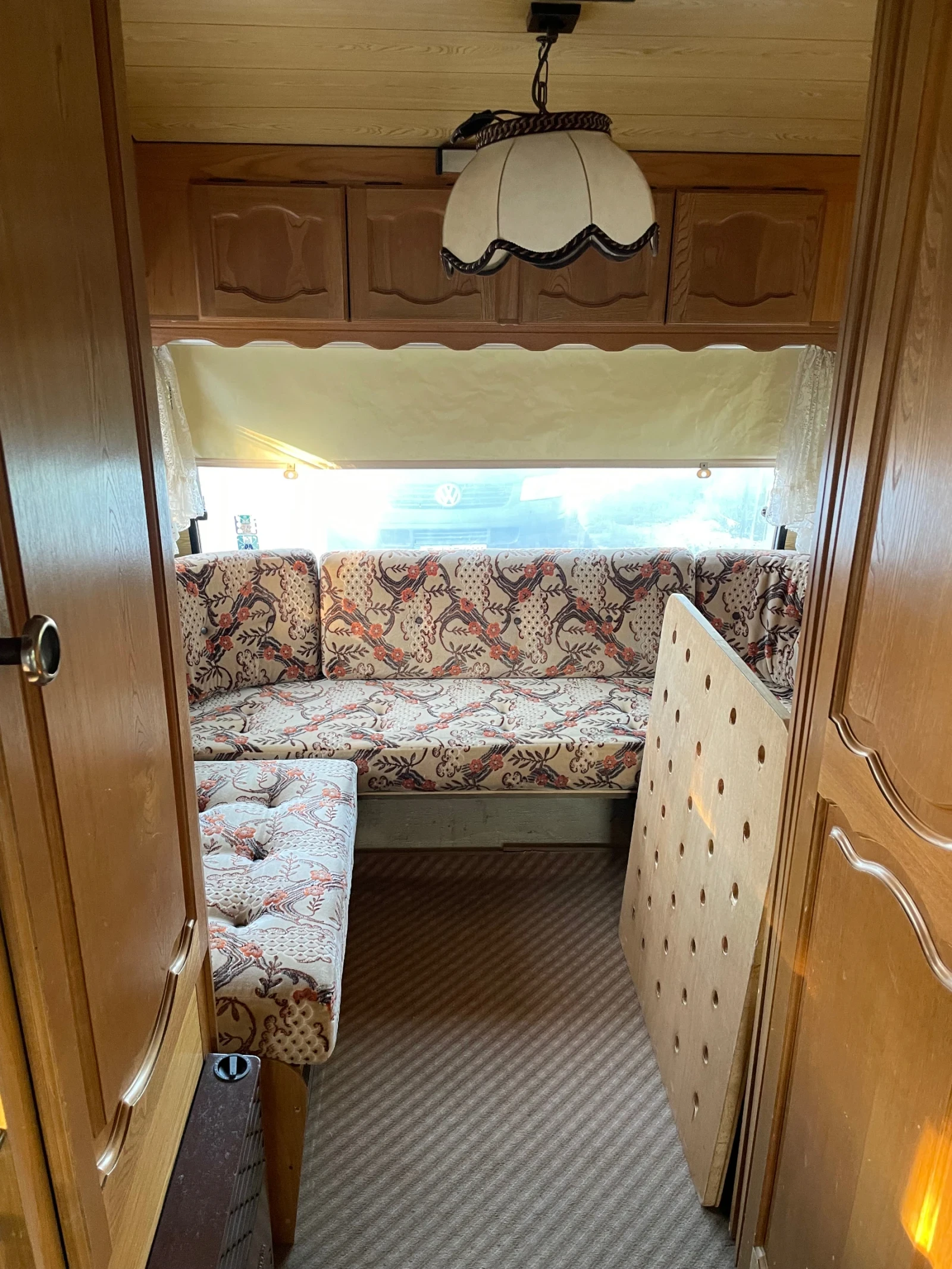 Каравана Tabbert 400 lux - изображение 5