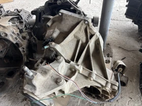 Скоростна кутия за Форд Фиеста 1.4 бензин/80 кс. 2004 година, снимка 2