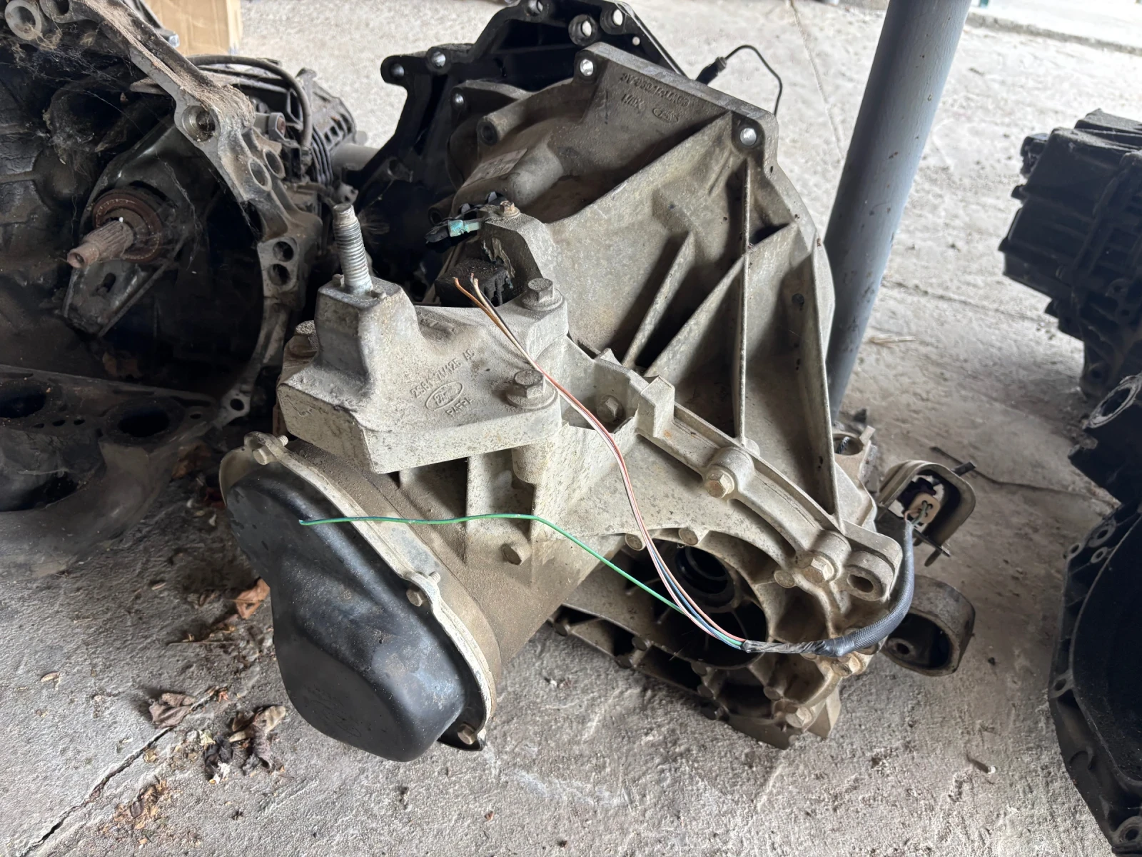      1.4 /80 . 2004  | Mobile.bg   3