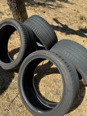 Гуми Летни 225/40R19, снимка 1