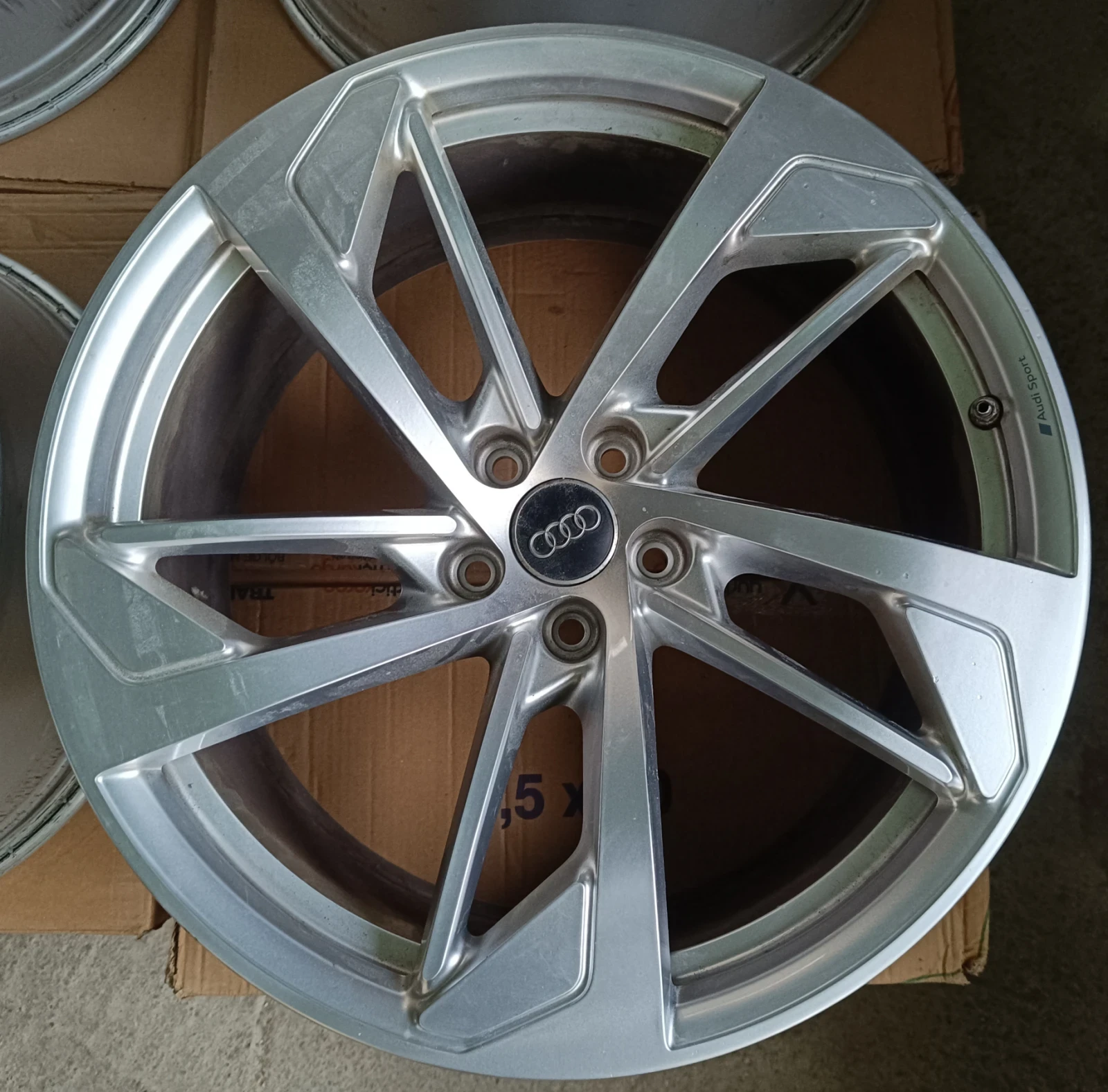 Джанти за Audi, снимка 2 - Гуми и джанти - 54361910