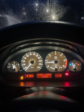 BMW 320, снимка 8