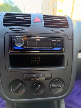 VW Golf Газ.Инжекцион, снимка 11