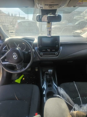 Toyota Corolla 1.8  HYBID | Mobile.bg    2