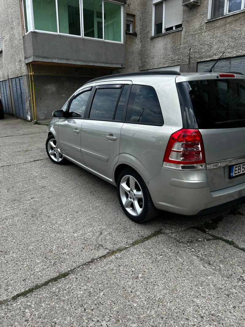 Opel Zafira, снимка 6 - Автомобили и джипове - 47030103