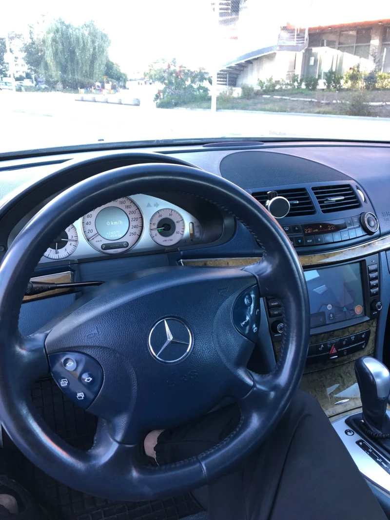 Mercedes-Benz E 320 E320CDI 4MATIC, снимка 6 - Автомобили и джипове - 47857884