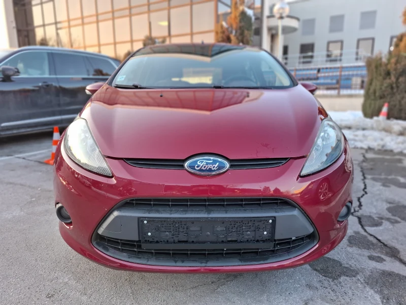 Ford Fiesta 1, 25i * EURO 5 * КЛИМАТИК * ЛИЗИНГ * , снимка 2 - Автомобили и джипове - 49229563