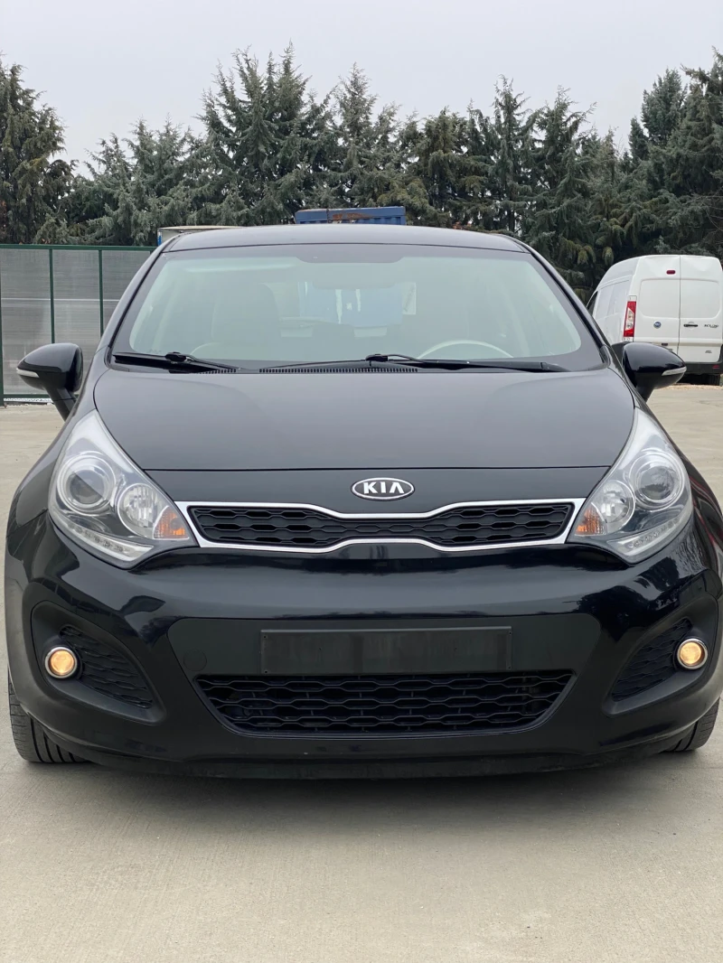 Kia Rio 1.25-86кс-КЛИМАТРОНИК-АВТО  ПИЛОТ-КСЕНОН-FUL, снимка 1 - Автомобили и джипове - 49290618