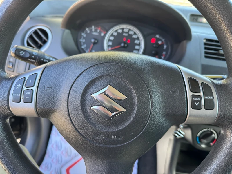 Suzuki Swift, снимка 15 - Автомобили и джипове - 50094756