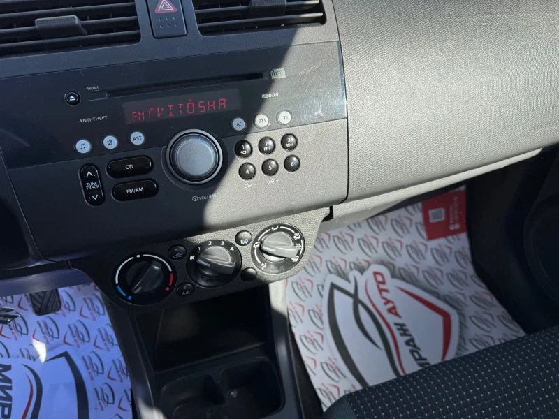 Suzuki Swift, снимка 13 - Автомобили и джипове - 50094756