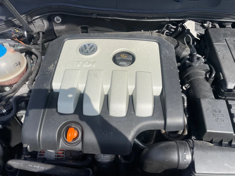 VW Passat 2.0TDI-140-HI-LINE-ITALIA, снимка 15 - Автомобили и джипове - 51150734