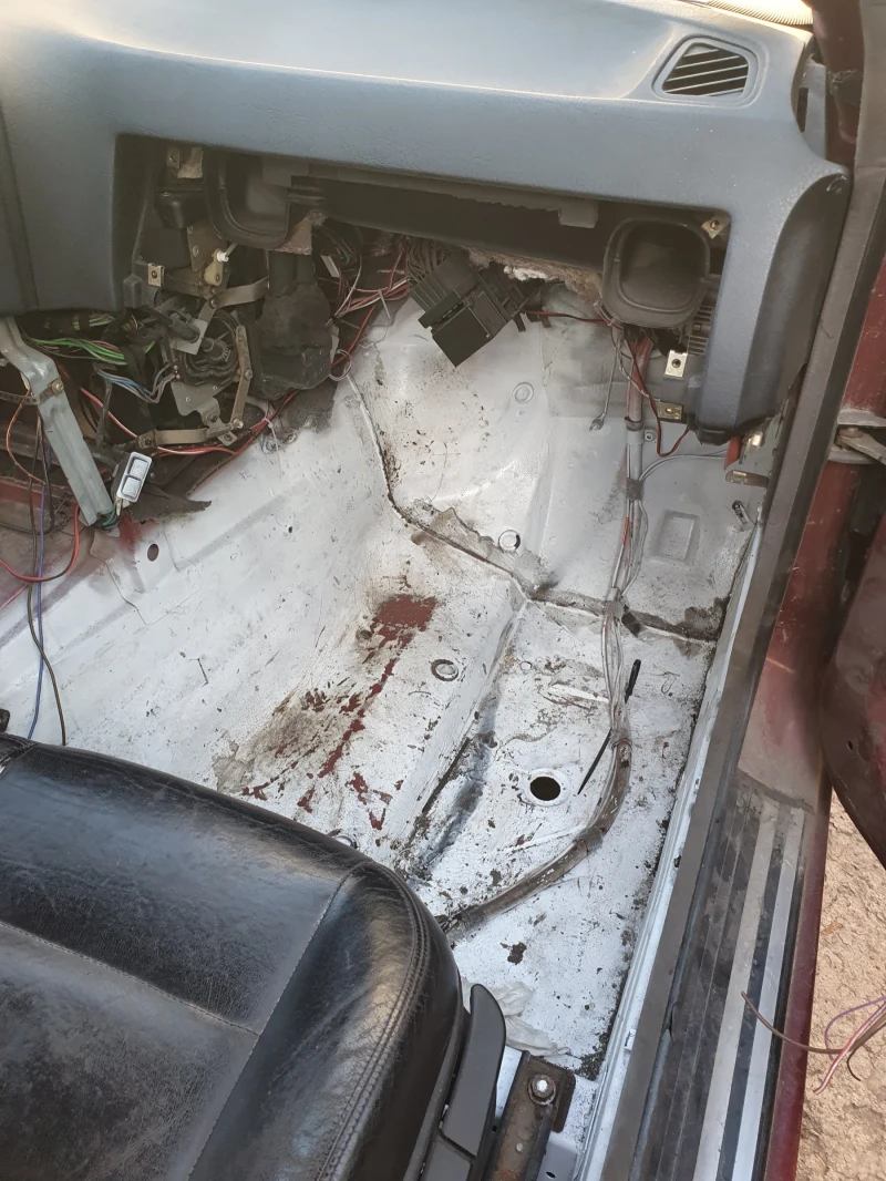 BMW 320, снимка 5 - Автомобили и джипове - 52820912