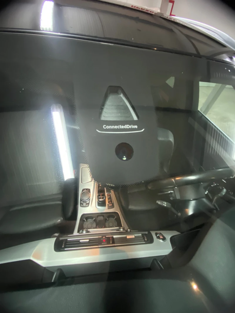 BMW 530 XDrive , снимка 17 - Автомобили и джипове - 52916021