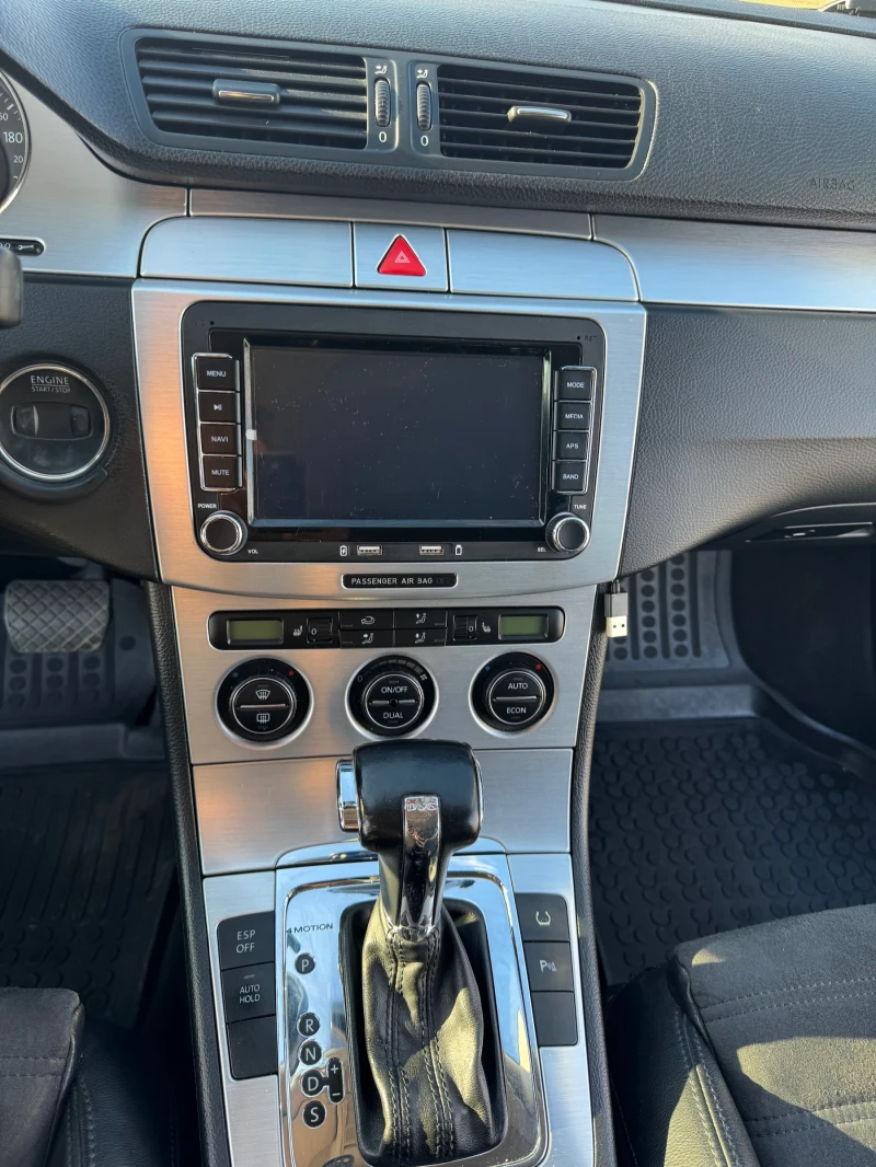 VW Passat, снимка 10 - Автомобили и джипове - 53008183