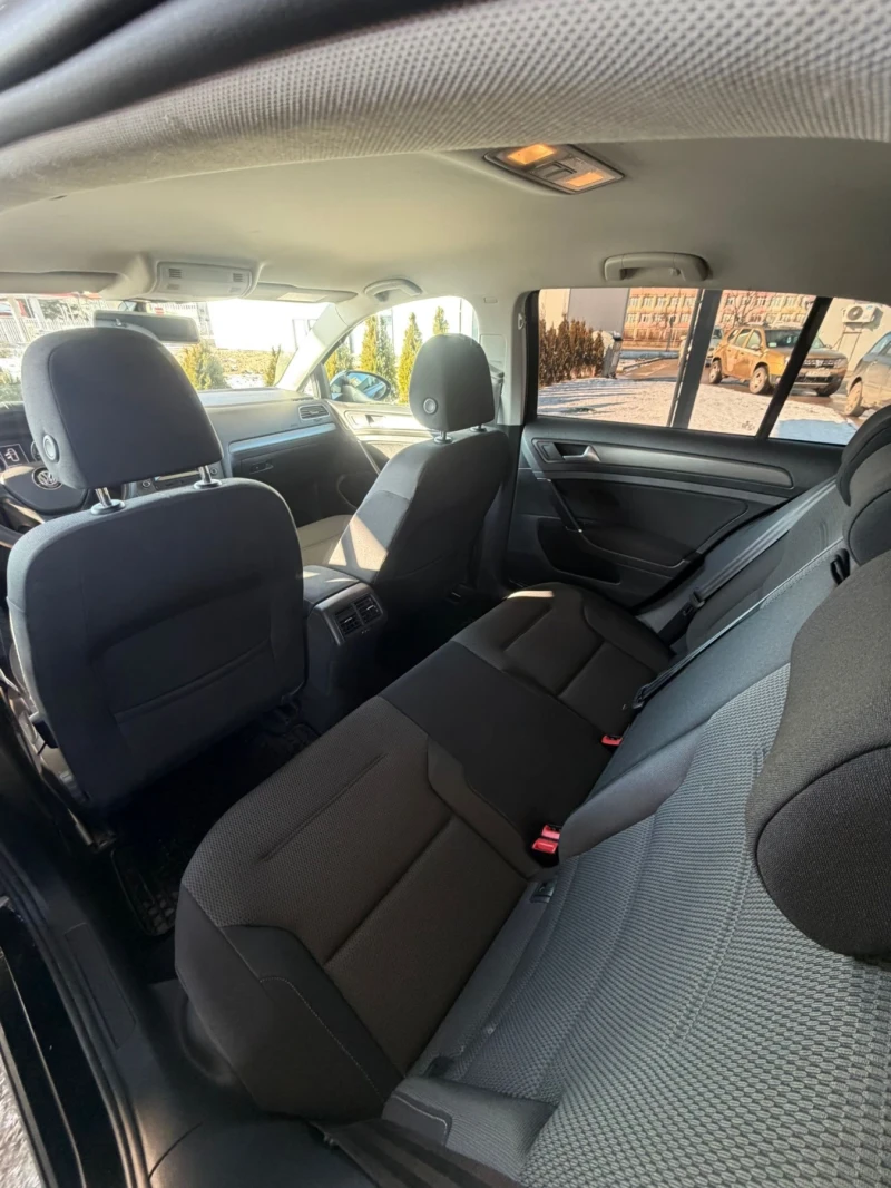 VW Golf, снимка 13 - Автомобили и джипове - 53139374