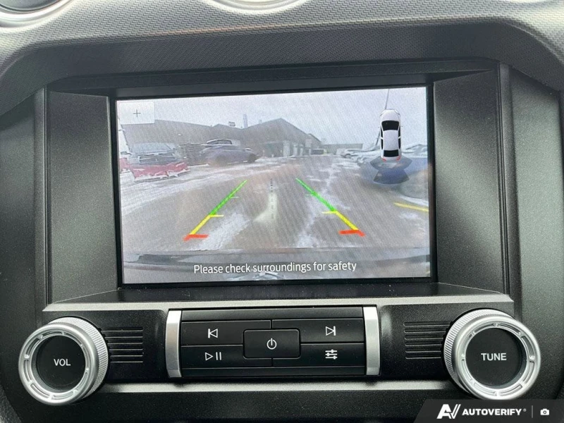 Ford Mustang EcoBoost С РЕГИСТРАЦИЯ & АВТО КРЕДИТ  , снимка 16 - Автомобили и джипове - 53456536