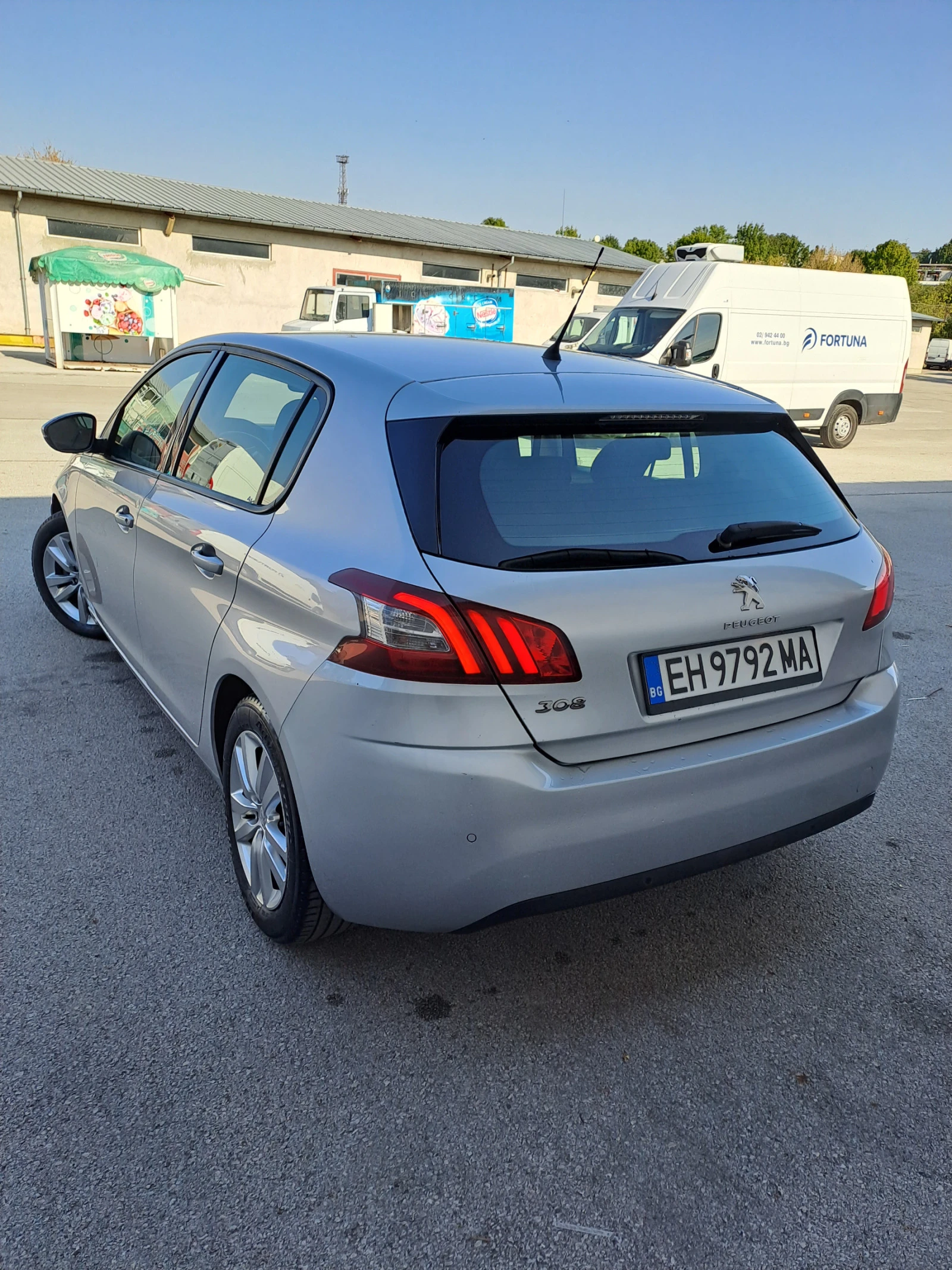 Peugeot 308  - изображение 8