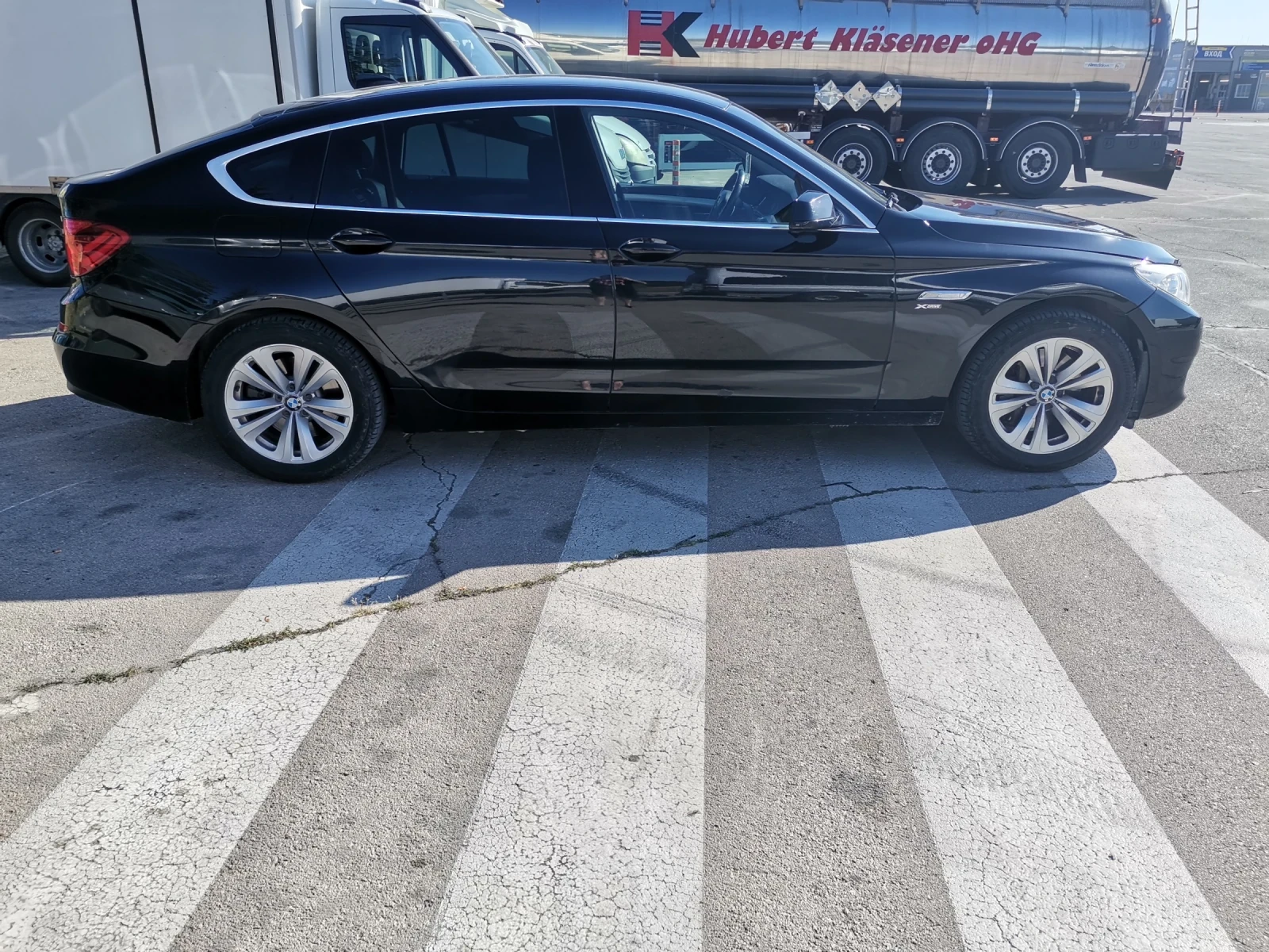 BMW 5 Gran Turismo 530D Xdrive - изображение 3