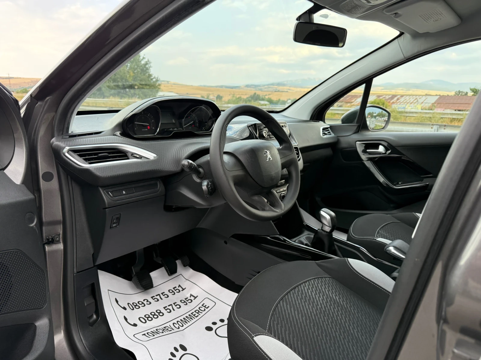 Peugeot 2008 1.4-EHDI-NEW-188.000km-TOP-LED-AVTOPILOT - изображение 7