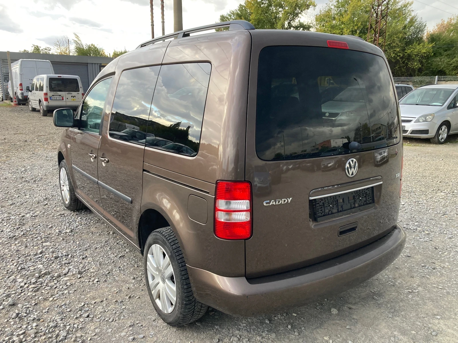 VW Caddy 1.6 TDI | Mobile.bg — изображение 3