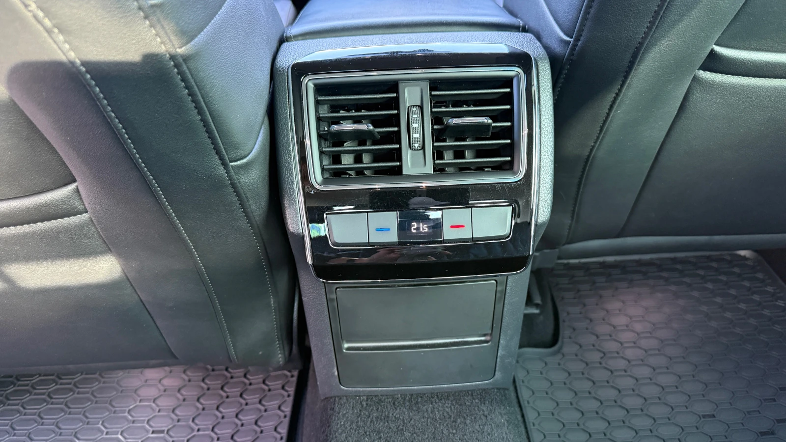 Skoda Superb 2.0 TDI DSG* 190PS* 4x4* KEYLESS-GO*  | Mobile.bg � ����������� 11