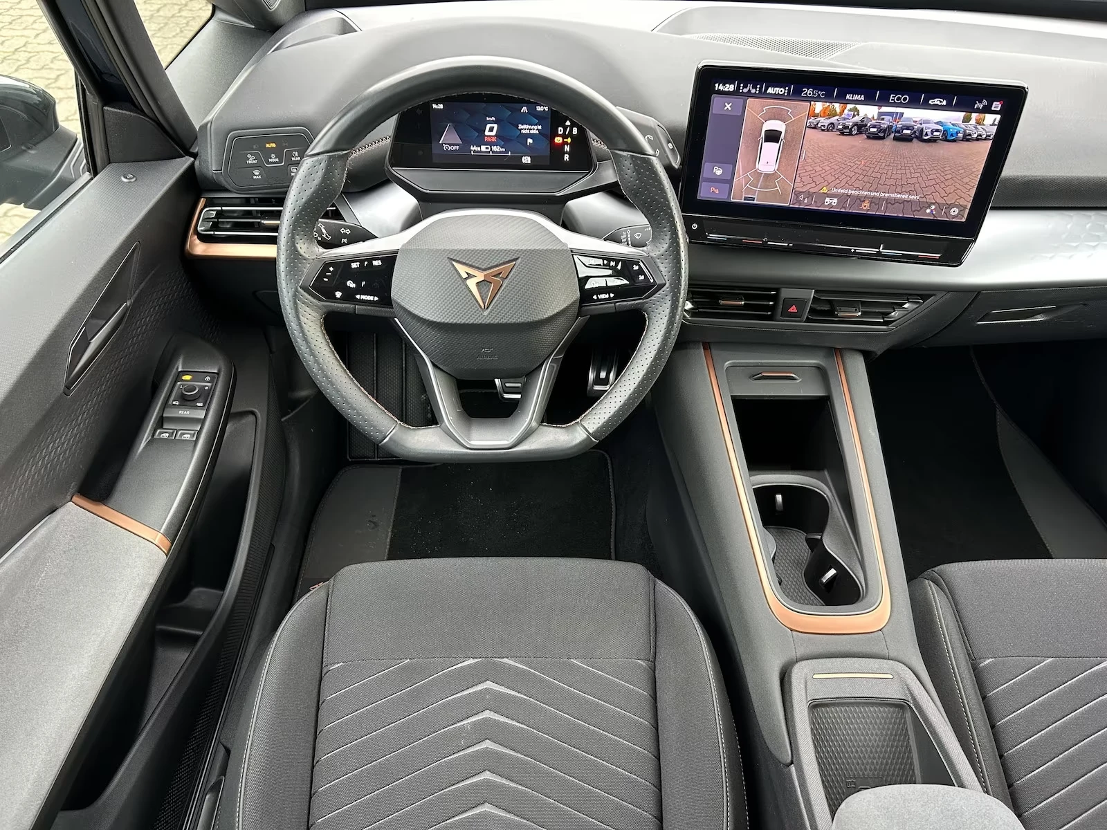 Cupra Born 150 kW* Keyless* 360* ACC* LED* SHZ*  - изображение 9