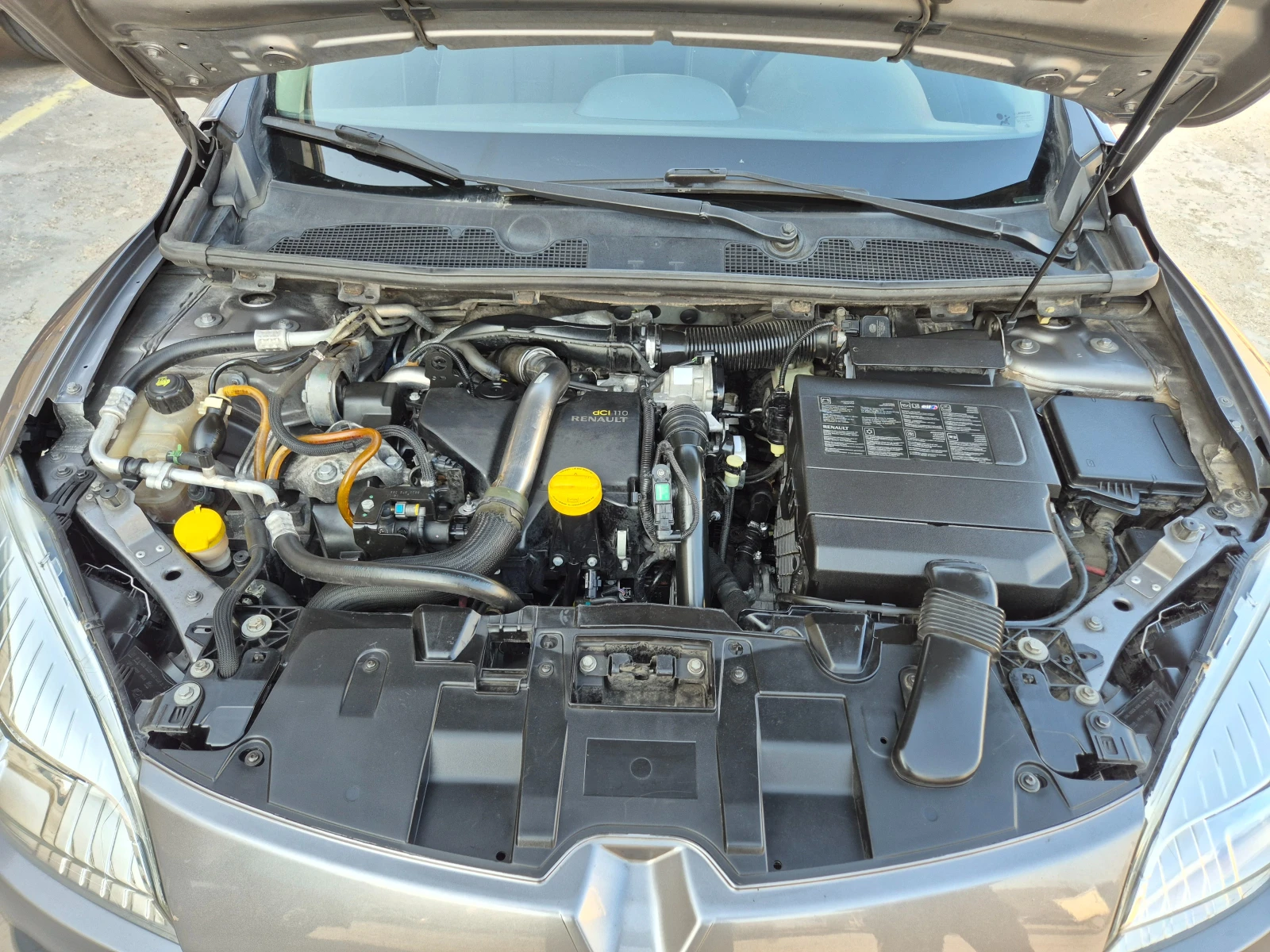 Renault Megane 1.5 DCI-ИТАЛИЯ , снимка 12 - Автомобили и джипове - 53849524
