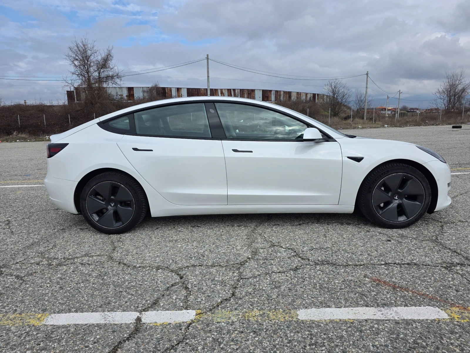 Tesla Model 3 Long Range , снимка 3 - Автомобили и джипове - 54041271
