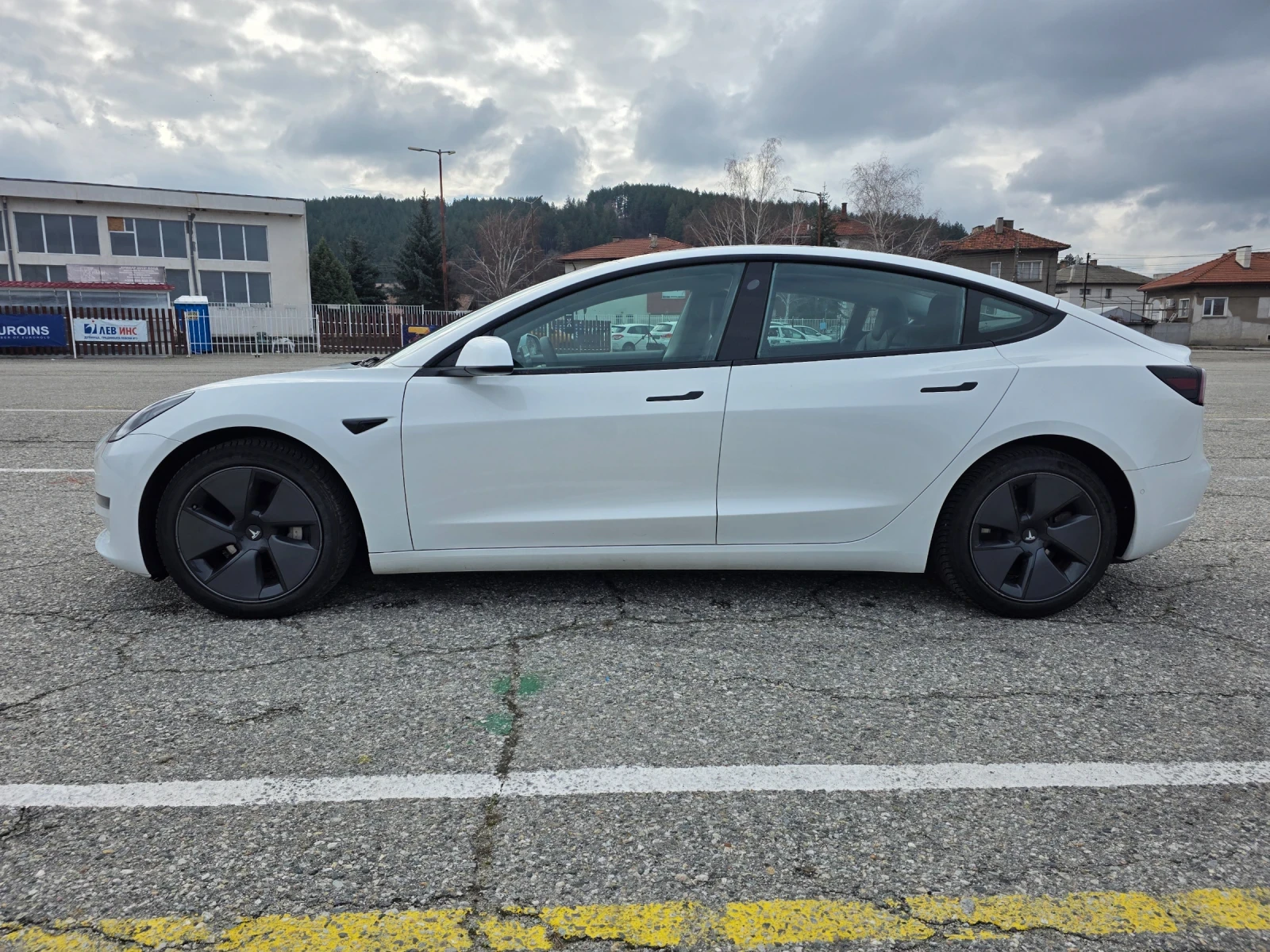 Tesla Model 3 Long Range , снимка 4 - Автомобили и джипове - 54041271