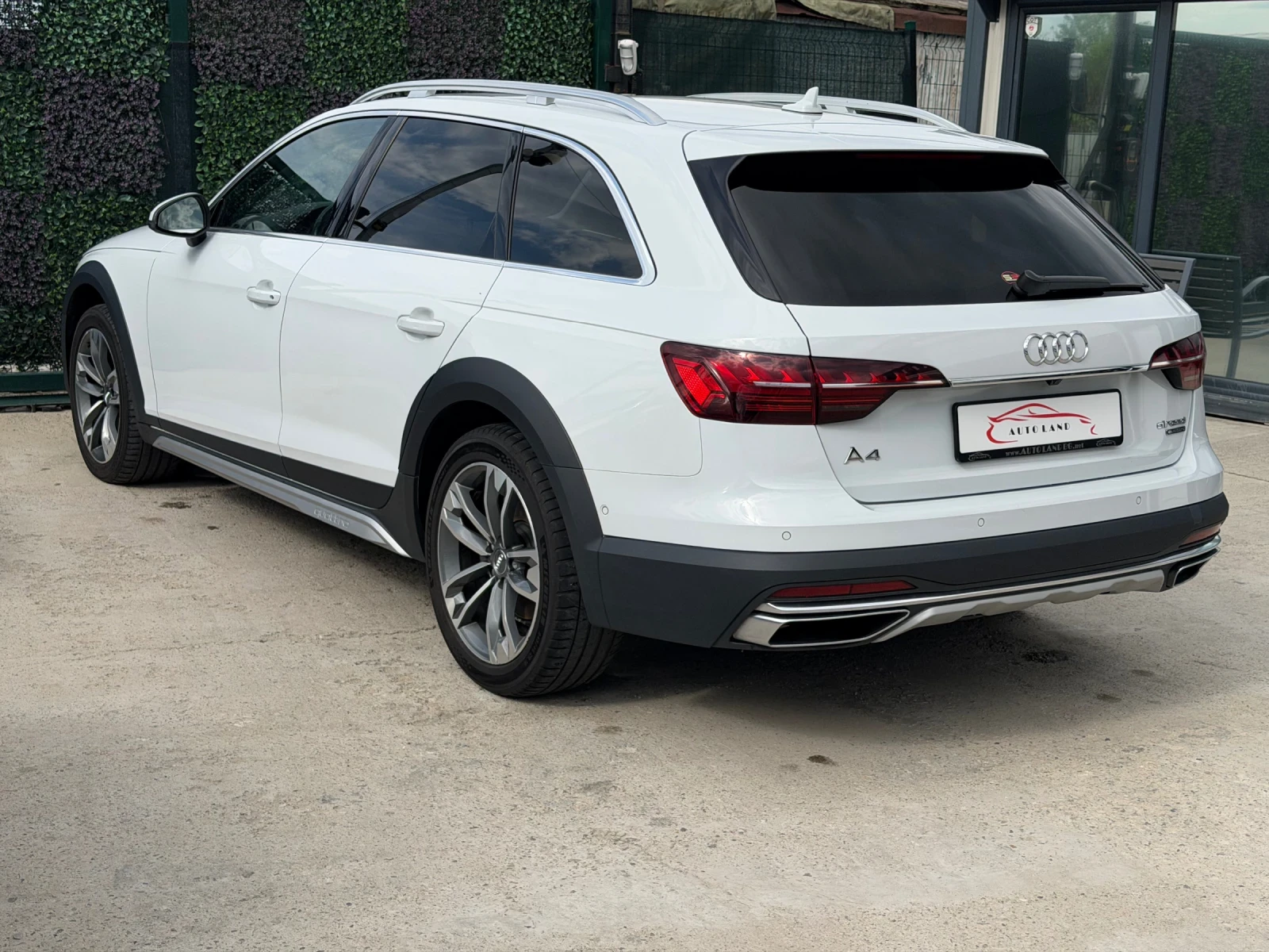 Audi A4 Allroad 4x4/S-line/LED/NAVI/CARPLAY/CAM/СОБСТВЕН ЛИЗИНГ, снимка 6 - Автомобили и джипове - 54493803