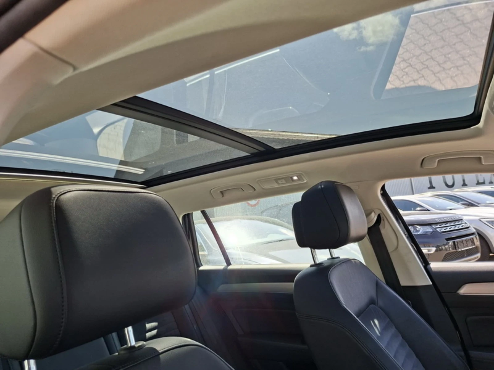 VW Passat Highline | 2.0 TSI 280HP | DSG6 | 4Motion , снимка 11 - Автомобили и джипове - 54745628