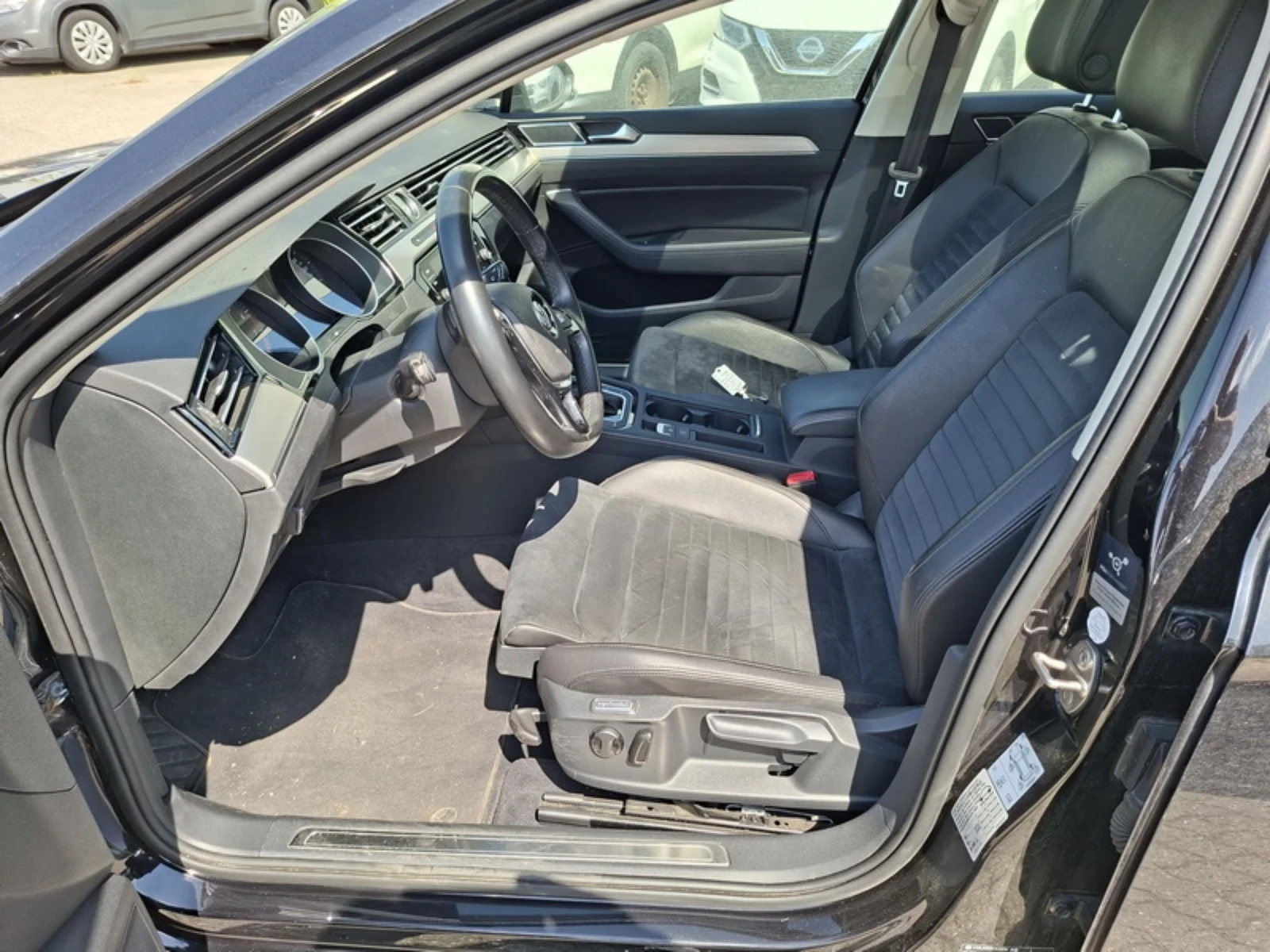 VW Passat Highline | 2.0 TSI 280HP | DSG6 | 4Motion , снимка 5 - Автомобили и джипове - 54745628