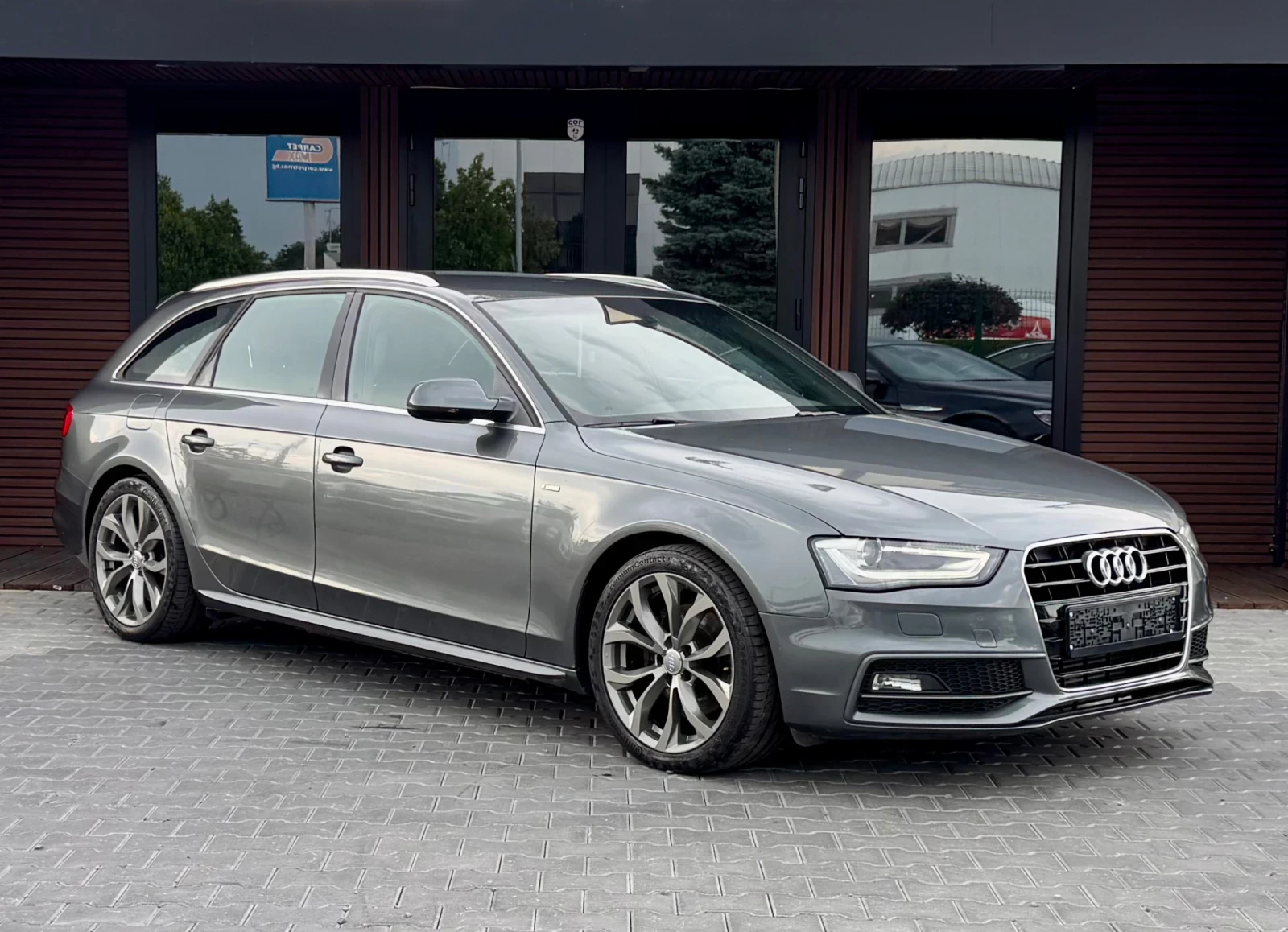 Audi A4 Face* Quattro* Sline* Navi* Лизинг, снимка 3 - Автомобили и джипове - 55132572