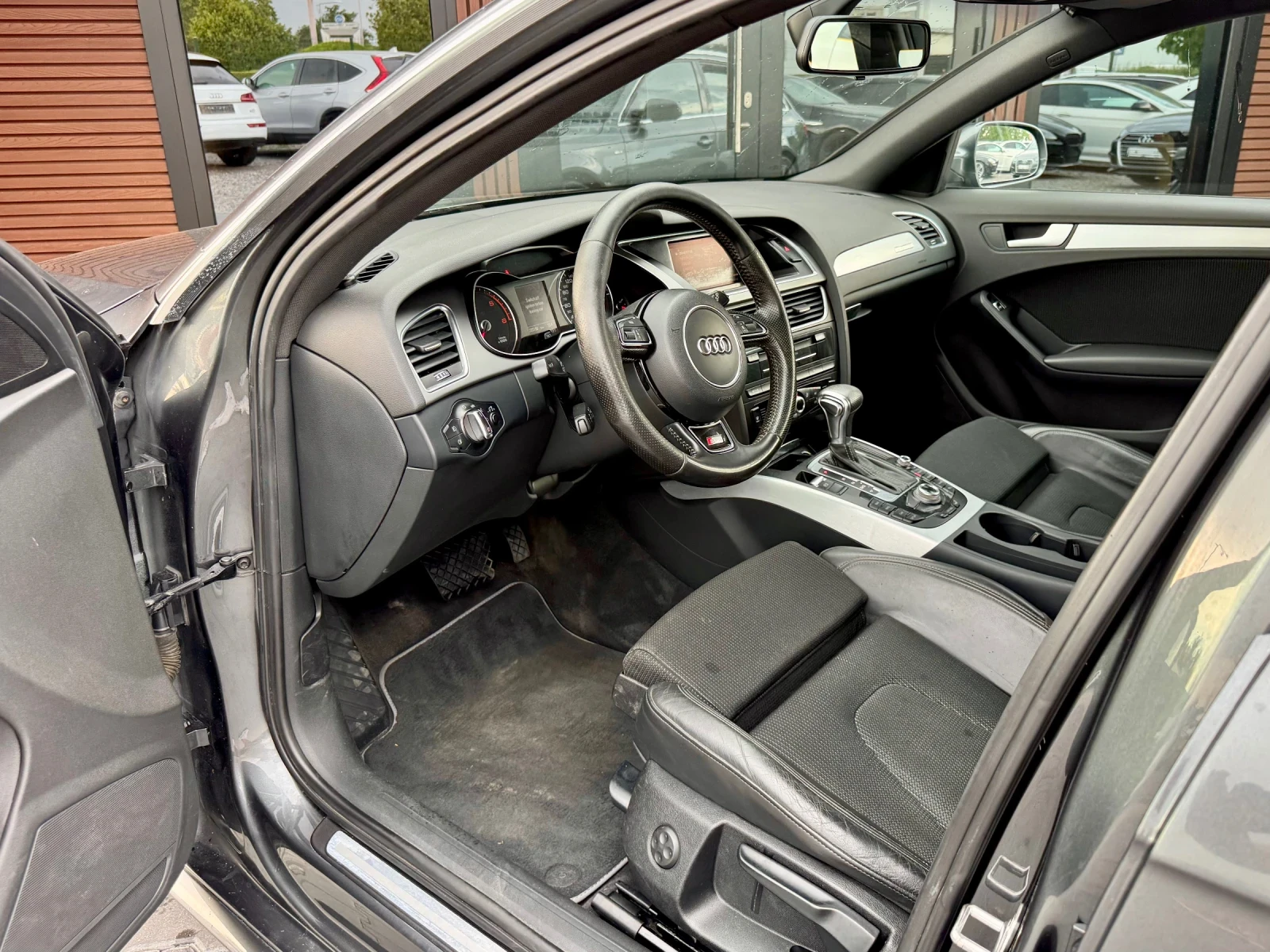 Audi A4 Face* Quattro* Sline* Navi* Лизинг, снимка 8 - Автомобили и джипове - 55132572
