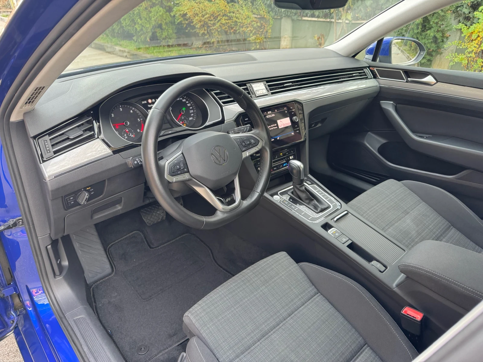 VW Passat VW Passat 2.0TDI* R LINE * 115 000 км.* ACC* CAMER, снимка 5 - Автомобили и джипове - 55467466