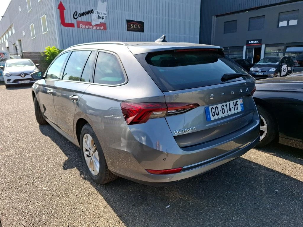 Skoda Octavia 2.0 TDI Business, снимка 4 - Автомобили и джипове - 55541075