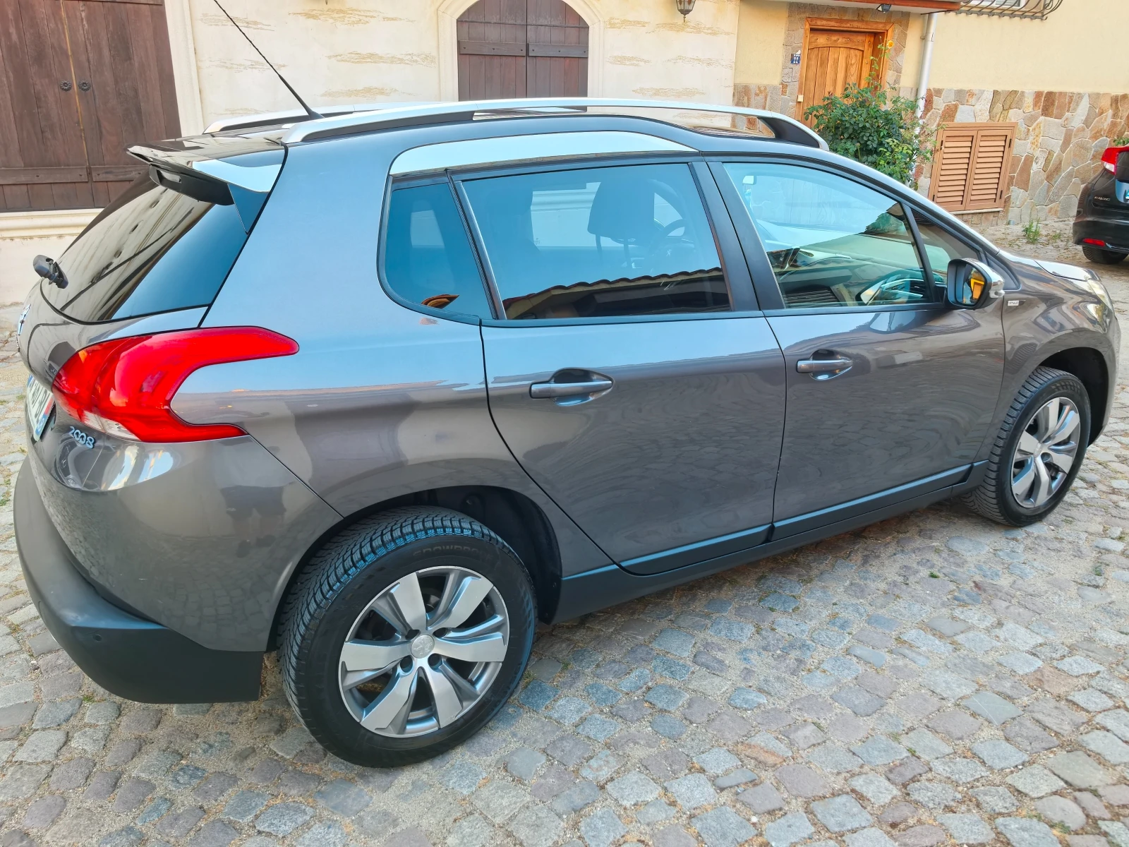 Peugeot 2008 1.6BLUEHDI 99kc , снимка 4 - Автомобили и джипове - 55675589