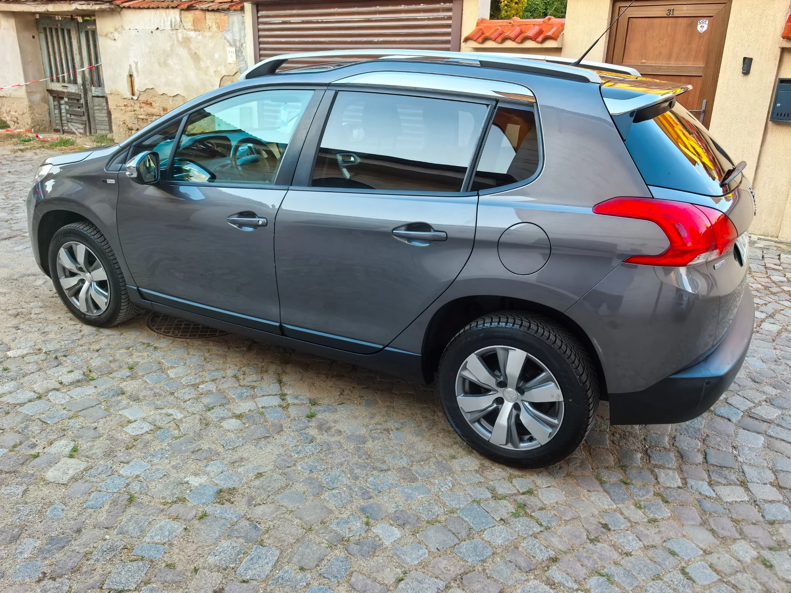Peugeot 2008 1.6BLUEHDI 99kc , снимка 3 - Автомобили и джипове - 55675589