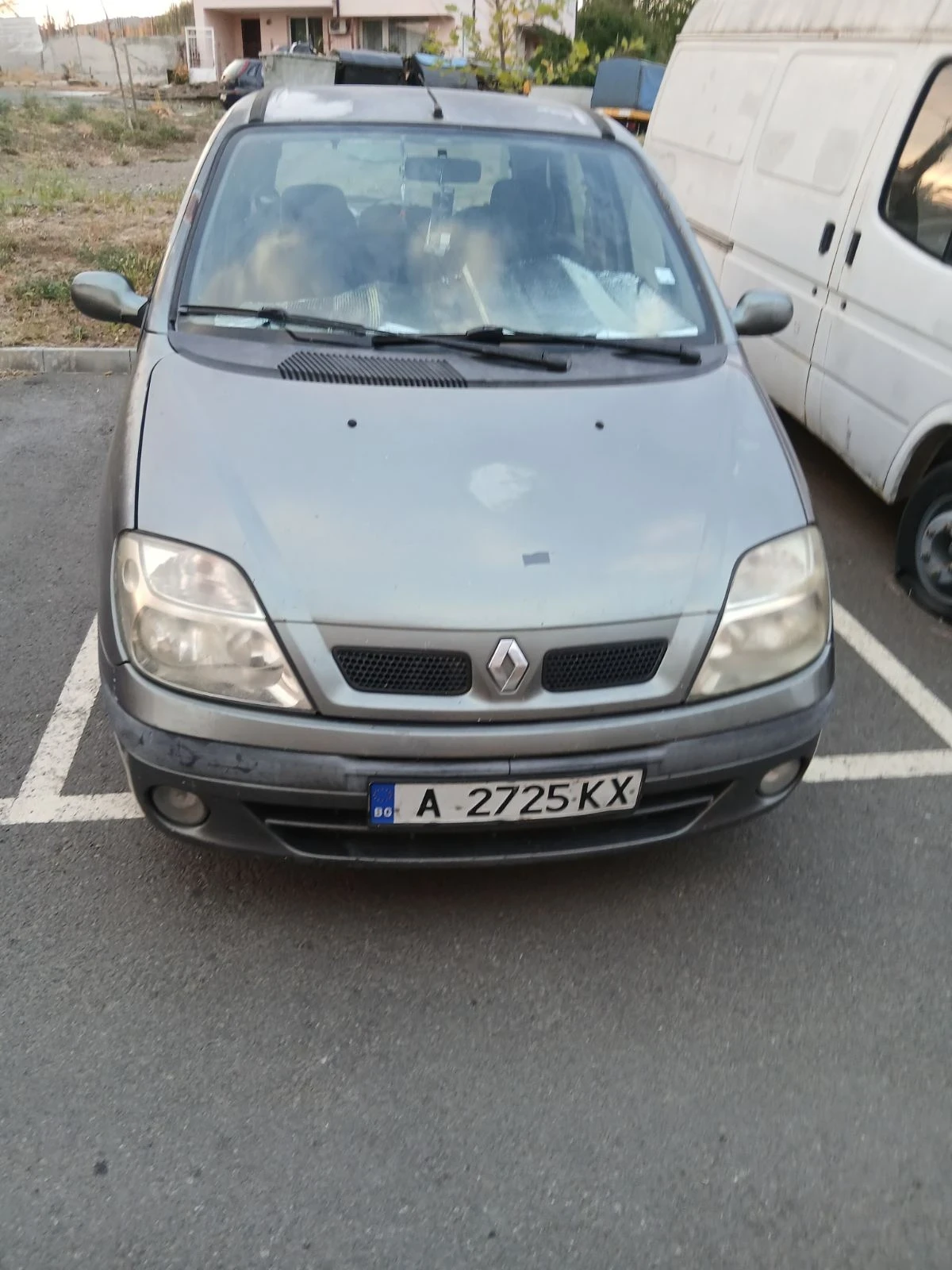 Renault Scenic 1.9, снимка 3 - Автомобили и джипове - 55794111