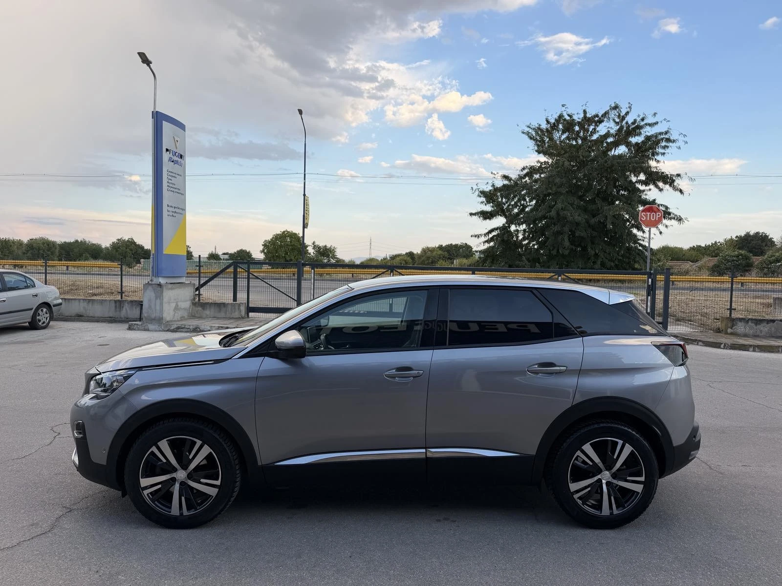 Peugeot 3008 1.6 HDI 120kc Allure, снимка 2 - Автомобили и джипове - 55943256