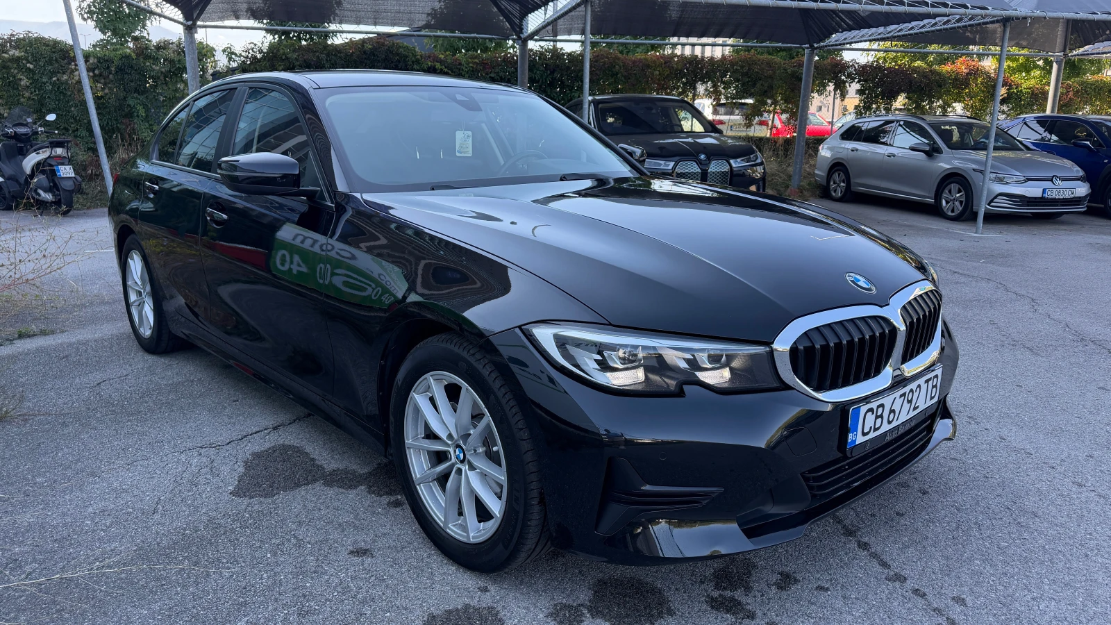 BMW 320 d xDrive Първи собственик от България с ДДС, снимка 2 - Автомобили и джипове - 56117834