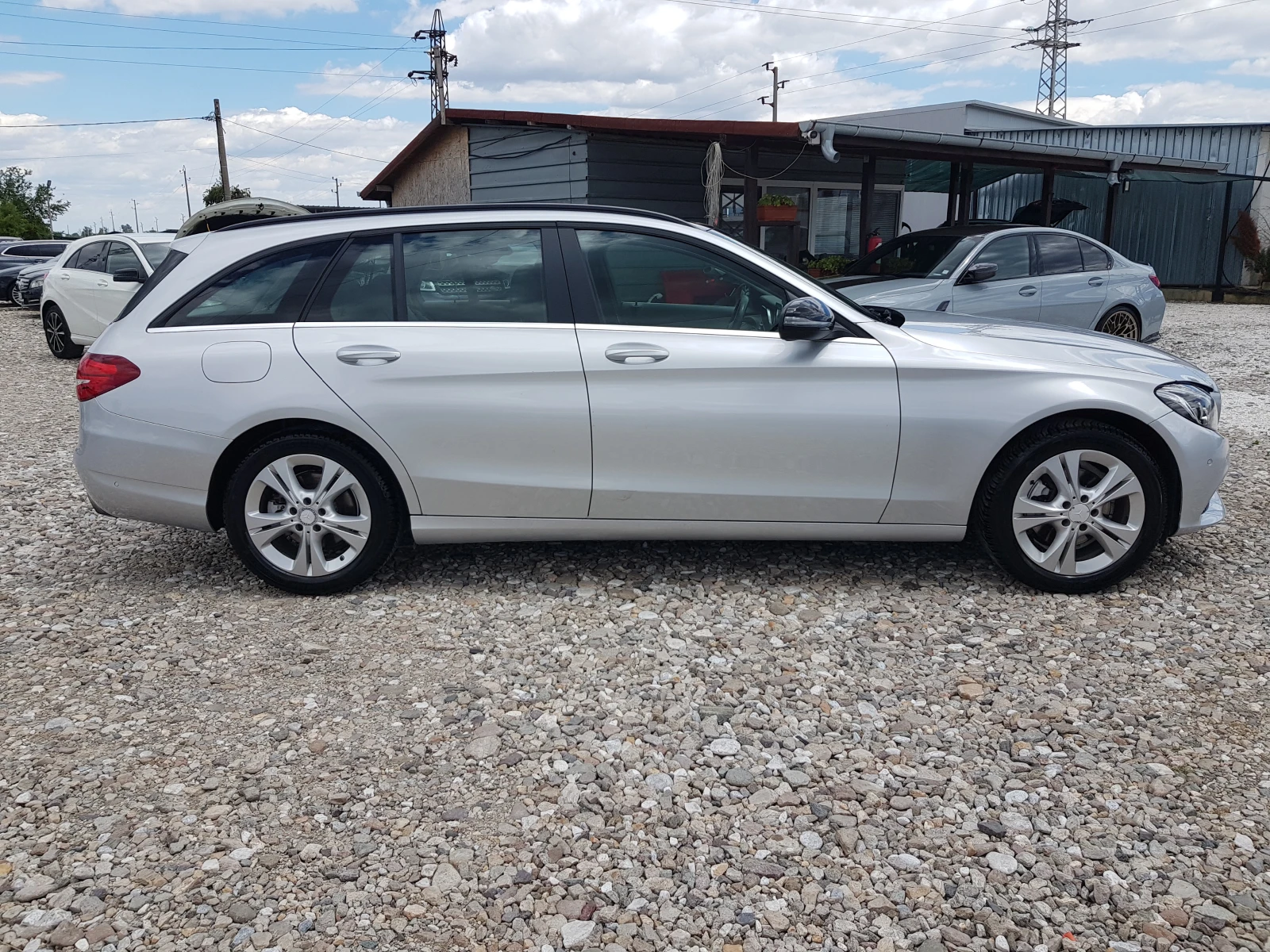 Mercedes-Benz C 220 D, снимка 4 - Автомобили и джипове - 56374736